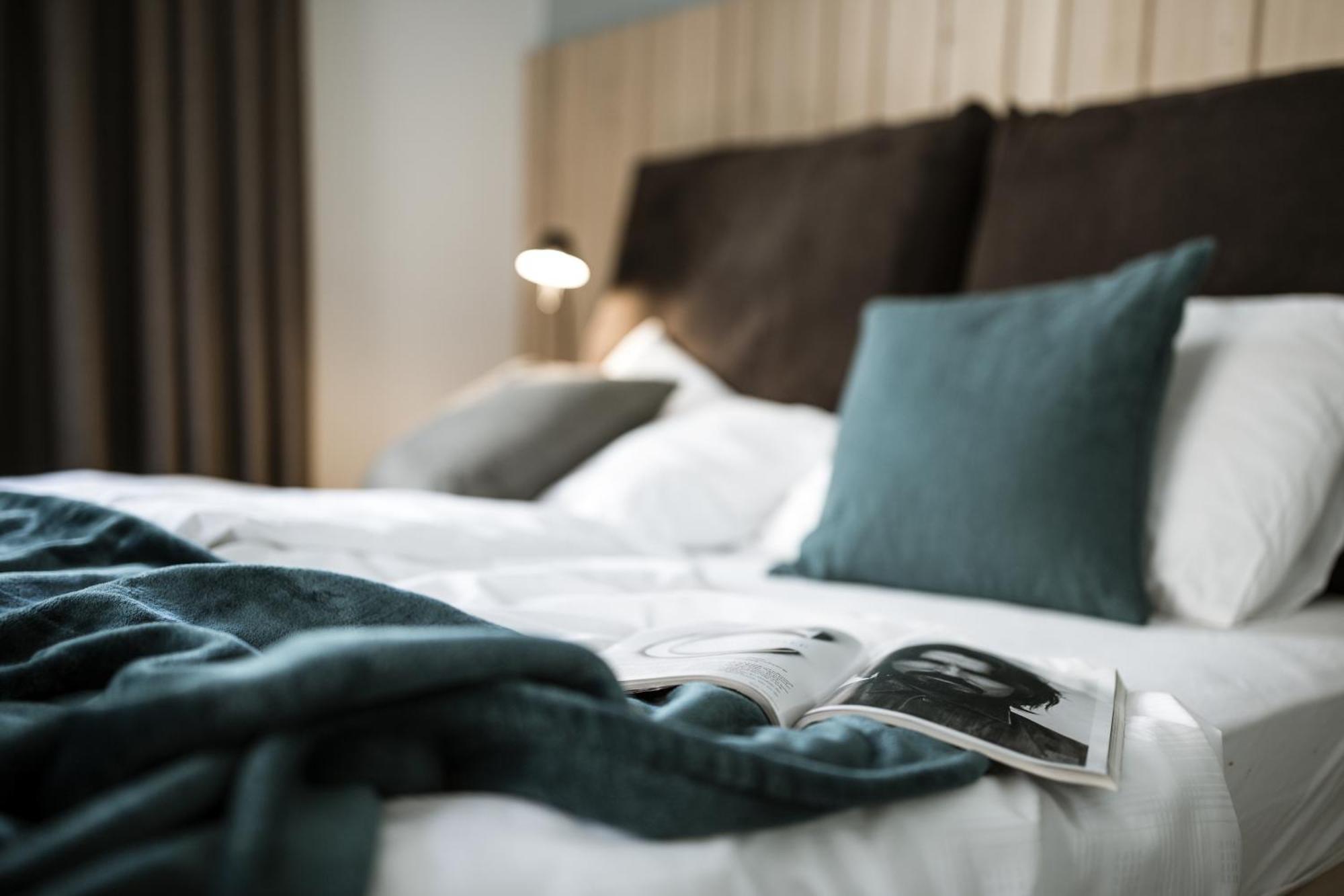 Hotel Weisses Kreuz Burgusio Habitación foto