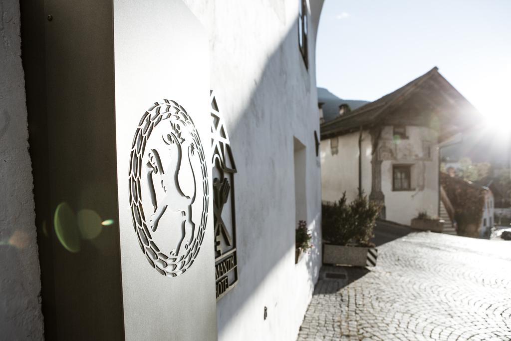 Hotel Weisses Kreuz Burgusio Exterior foto